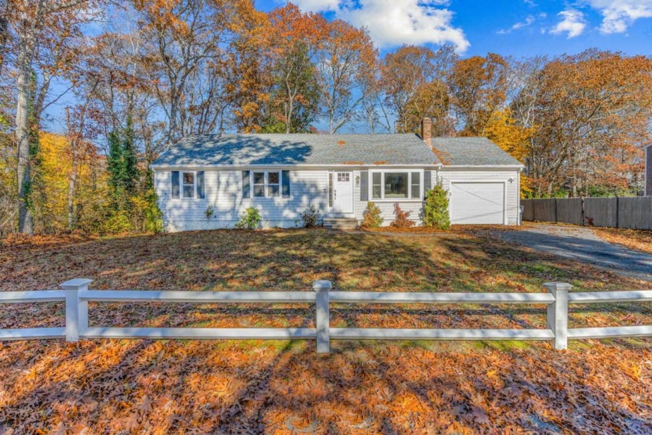 Cozy Spacious Home Walk To The Beach And 1 Mile To Downtown Hyannis Barnstable Exteriör bild